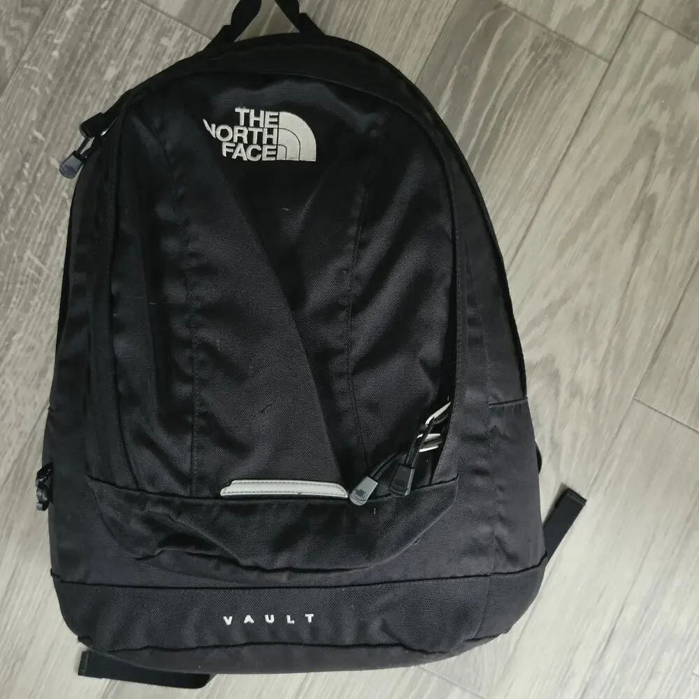 The North Face Men's Vault Backpack Good